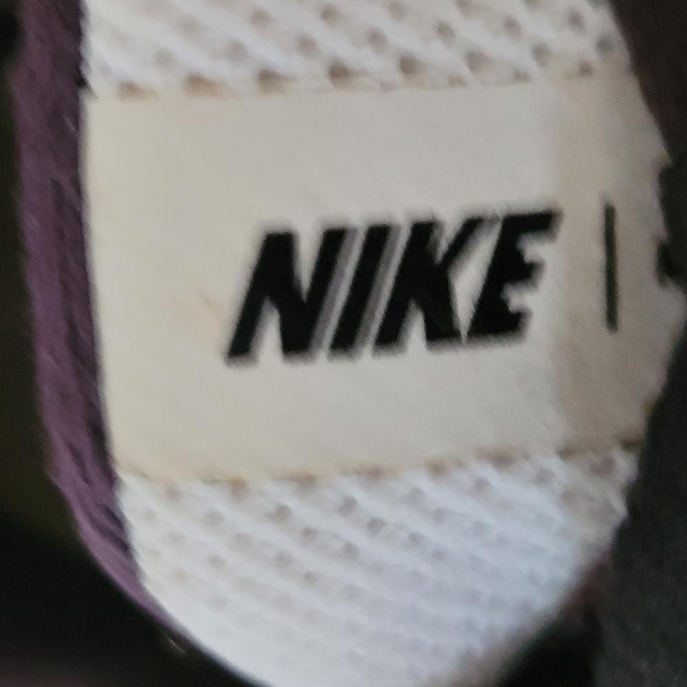 Nike Womens Quest 3 CV0149-110 White Running Shoes Sneakers Size 7.5 - Picture 4 of 8